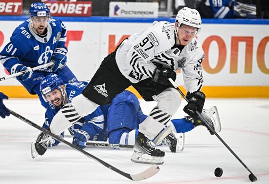 Хоккей. КХЛ. "Динамо М" (Москва) - "Трактор" (Челябинск) 