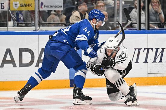 Хоккей. КХЛ. "Динамо М" (Москва) - "Трактор" (Челябинск) 
