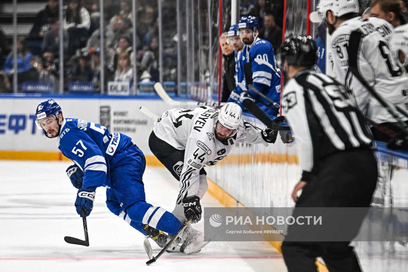 Хоккей. КХЛ. "Динамо М" (Москва) - "Трактор" (Челябинск) 
