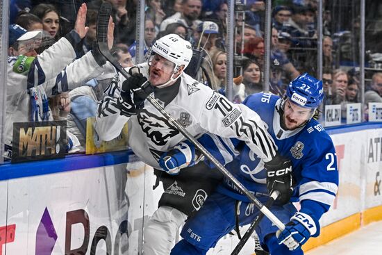 Хоккей. КХЛ. "Динамо М" (Москва) - "Трактор" (Челябинск) 