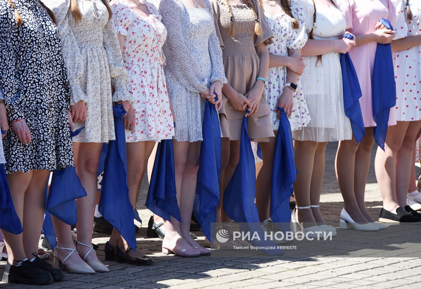 Акция "Вальс Победы" в ДНР