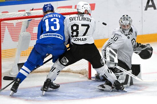 Хоккей. КХЛ. "Динамо М" (Москва) - "Трактор" (Челябинск) 
