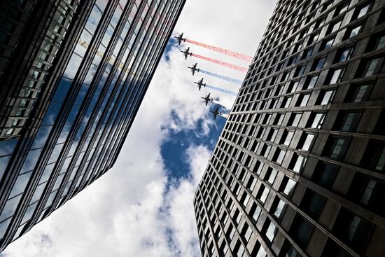 Репетиция воздушной части парада Победы 