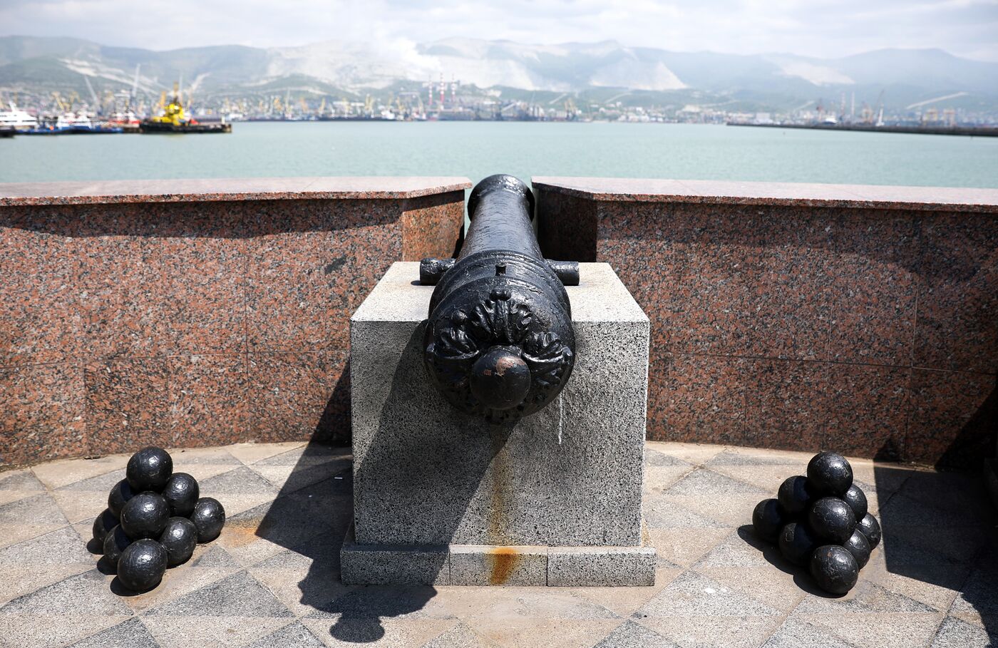 Город-герой Новороссийск