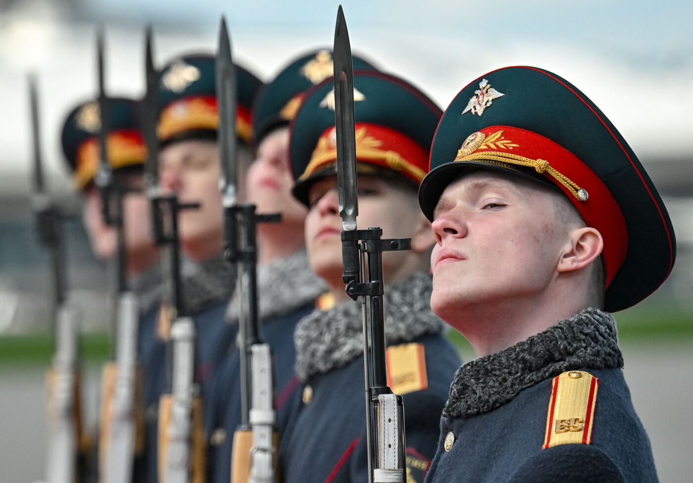 Прилет президента Кубы Мигеля Диас-Канеля в Москву для участия в праздновании 80-летия Победы