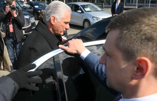 Прилет президента Кубы Мигеля Диас Канель Бермудеса в Москву для участия в праздновании 80-летия Победы