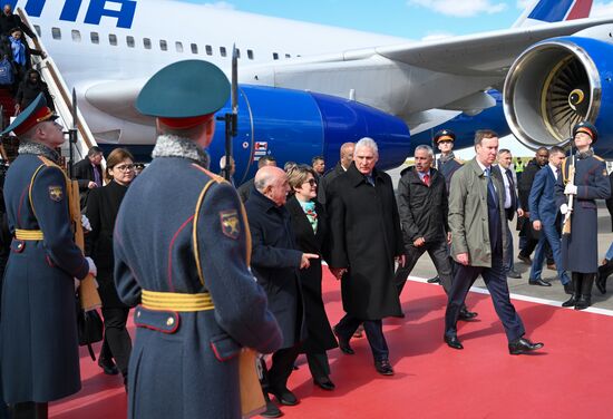 Прилет президента Кубы Мигеля Диас Канель Бермудеса в Москву для участия в праздновании 80-летия Победы