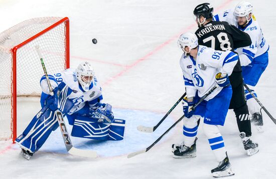 Хоккей. КХЛ. "Трактор" (Челябинск) - "Динамо" (Москва) 