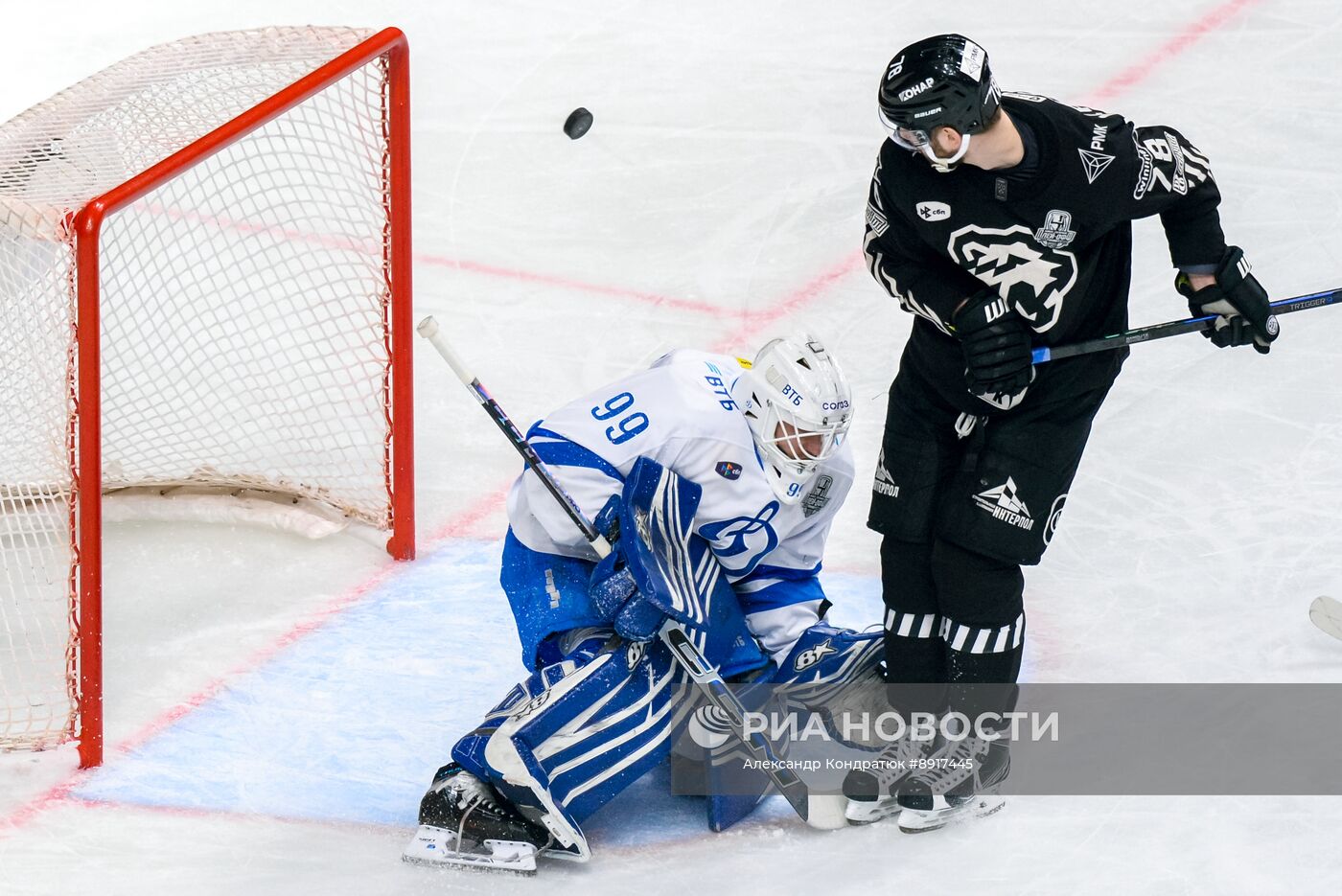 Хоккей. КХЛ. "Трактор" (Челябинск) - "Динамо" (Москва) 