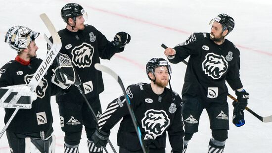 Хоккей. КХЛ. "Трактор" (Челябинск) - "Динамо" (Москва) 