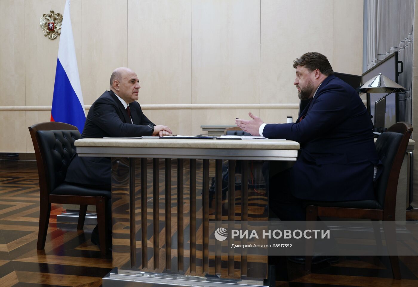 Премьер-министр РФ М. Мишустин встретился с генеральным директором "Росагролизинга" П. Косовым