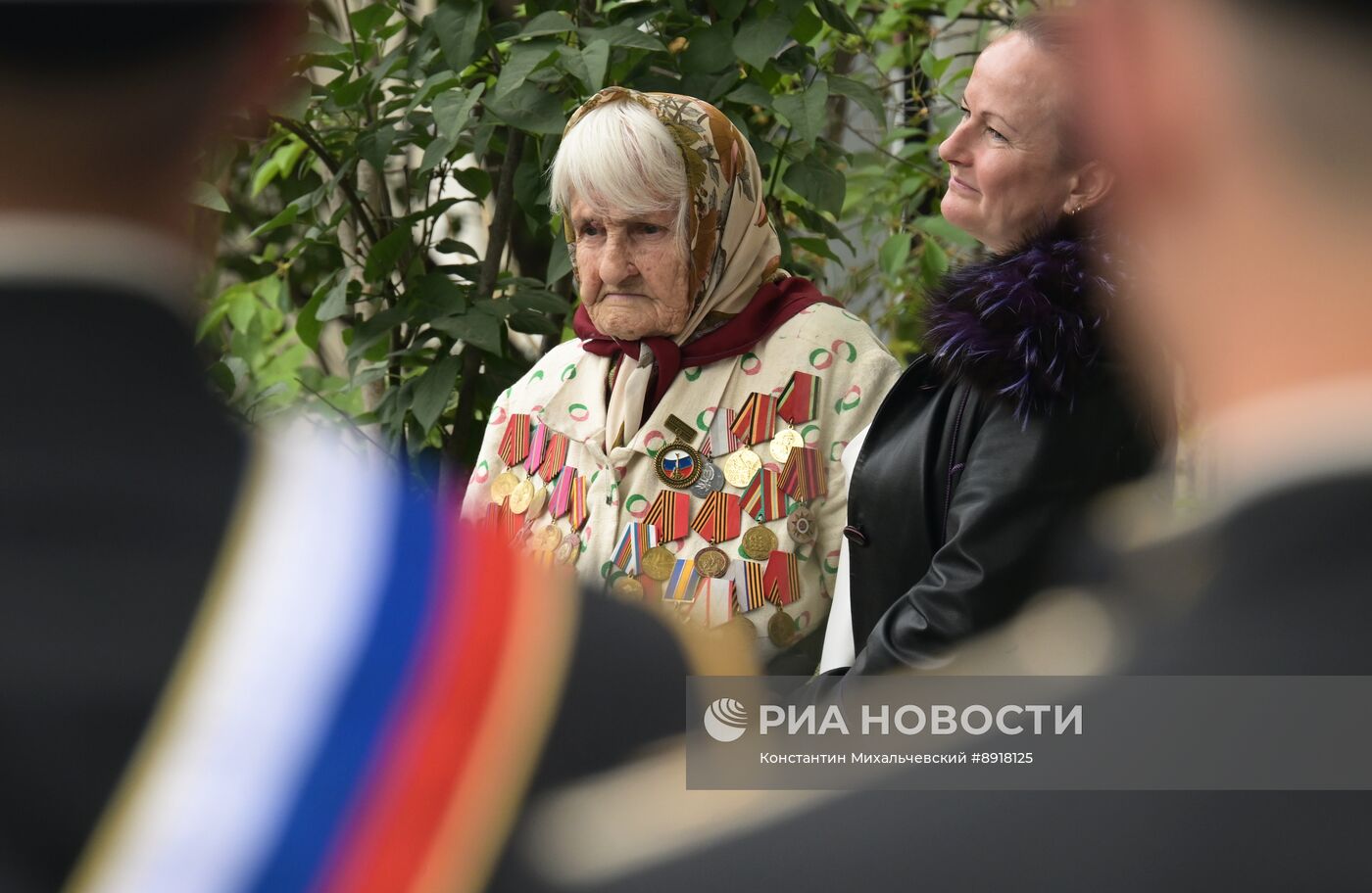 Поздравление ветеранов ВОВ с 80-летием Победы
