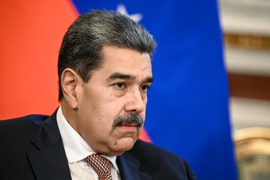 Встреча президента РФ В. Путина и президента Венесуэлы Н. Мадуро