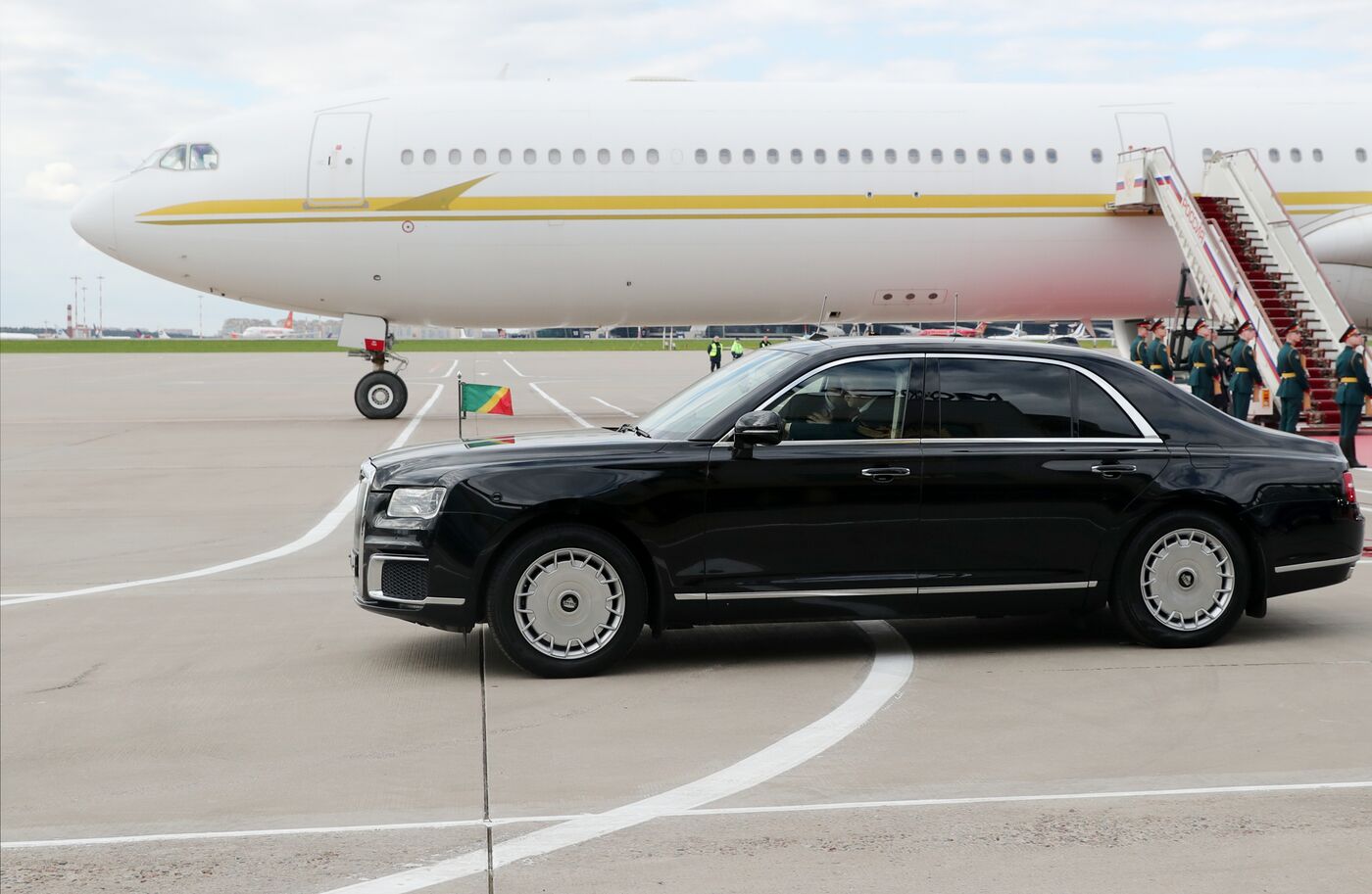 Прилет президента Республики Конго Дени Сассу-Нгессо в Москву для участия в праздновании 80-летия Победы