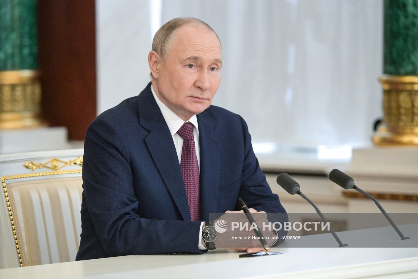 Встреча президента РФ В. Путина и президента Венесуэлы Н. Мадуро