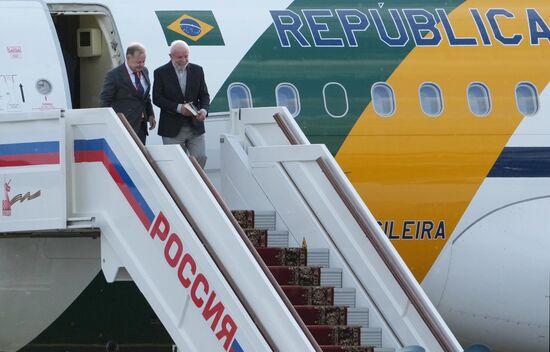 Прилет президента Бразилии Луиса Инасиу Лулы да Силвы в Москву для участия в праздновании 80-летия Победы