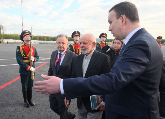 Прилет президента Бразилии Луиса Инасиу Лулы да Силвы в Москву для участия в праздновании 80-летия Победы