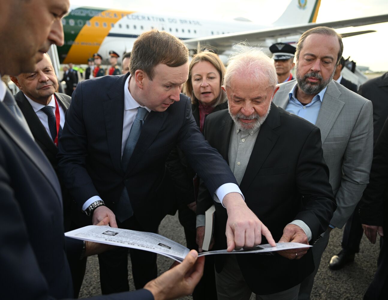 Прилет президента Бразилии Луиса Инасиу Лулы да Силвы в Москву для участия в праздновании 80-летия Победы