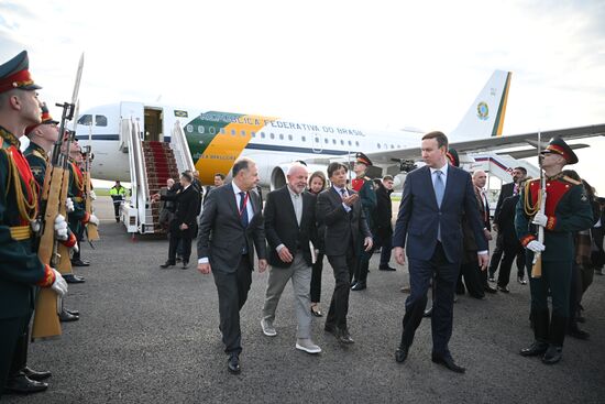 Прилет президента Бразилии Луиса Инасиу Лулы да Силвы в Москву для участия в праздновании 80-летия Победы