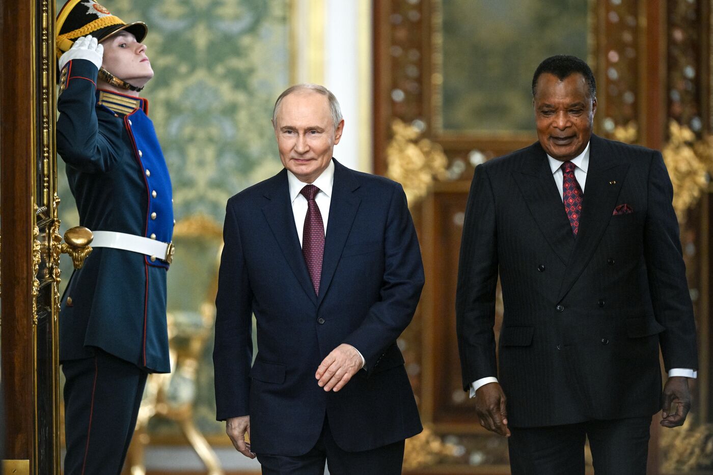 Встреча президента РФ В. Путина и президента Республики Конго Д. Сассу-Нгессо