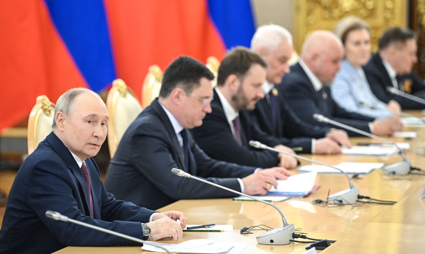 Встреча президента РФ В. Путина и президента Республики Конго Д. Сассу-Нгессо