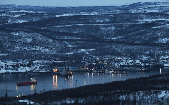 Город-герой Мурманск. Место: Россия, Мурманск. Автор: Артем Пряхин/РИА Новости. Город-герой Мурманск