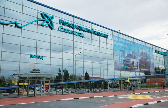 Вывеску с названием аэропорта в Волгограде сменили на "Сталинград"
