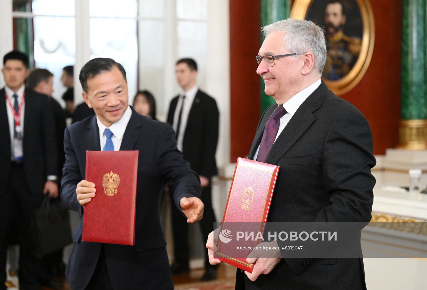 Официальный визит председателя КНР Си Цзиньпина в Россию