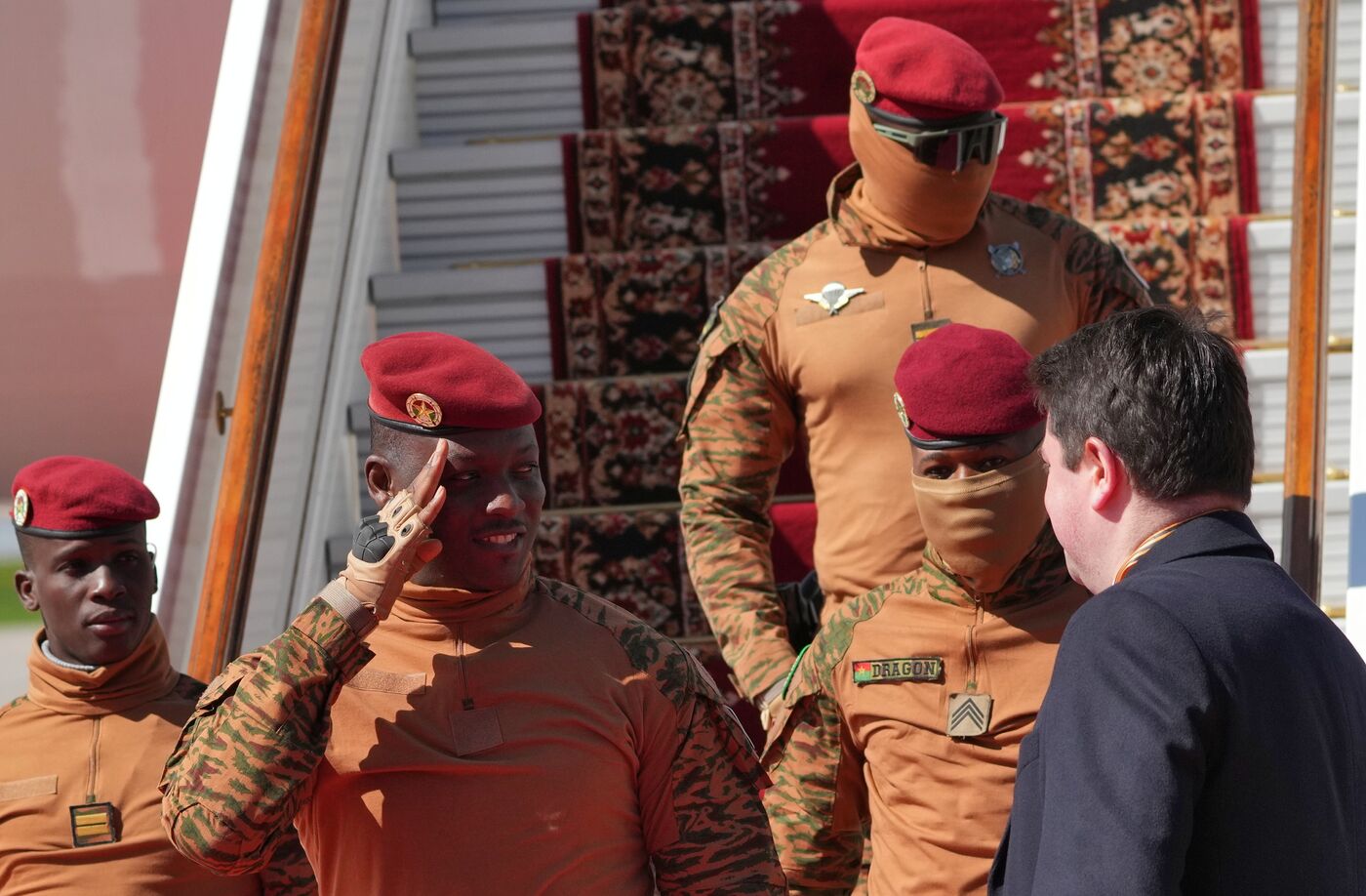 Прилет президента Буркина-Фасо Ибрагима Траоре в Москву для участия в праздновании 80-летия Победы