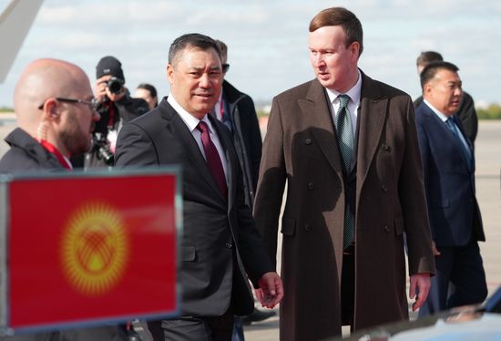 Прилет президента Киргизии Садыра Жапарова в Москву для участия в праздновании 80-летия Победы