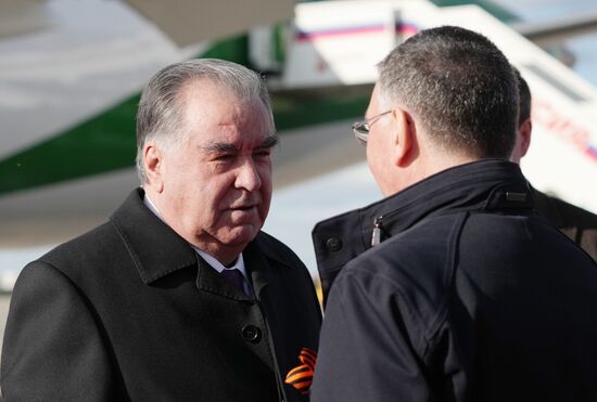 Прилет президента Таджикистана Эмомали Рахмона в Москву для участия в праздновании 80-летия Победы