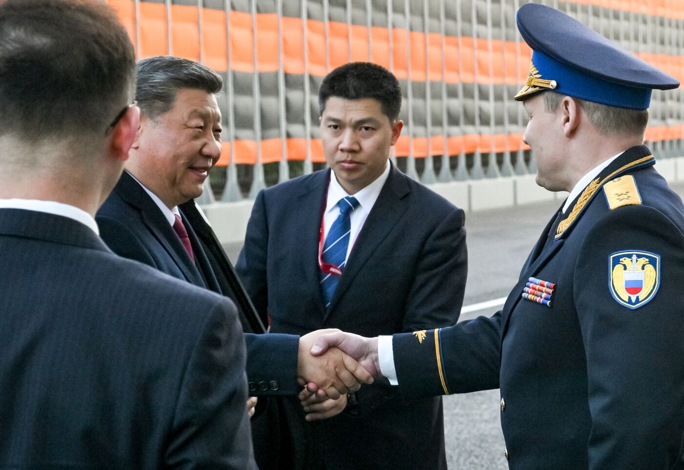 Прибытие глав иностранных делегаций в Кремль на праздничный концерт