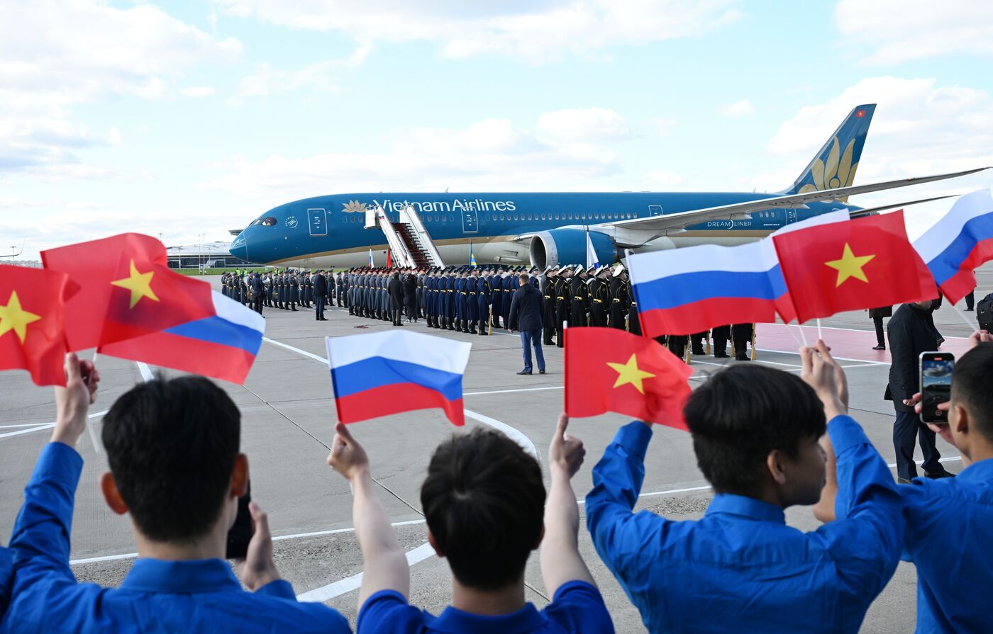 Официальный визит генсека Компартии Вьетнама То Лама в Россию