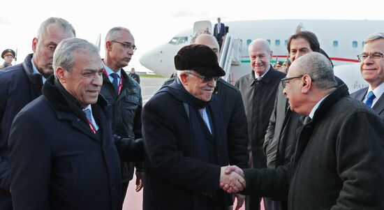Прилет президента Палестины Махмуда Аббаса в Москву для участия в праздновании 80-летия Победы
