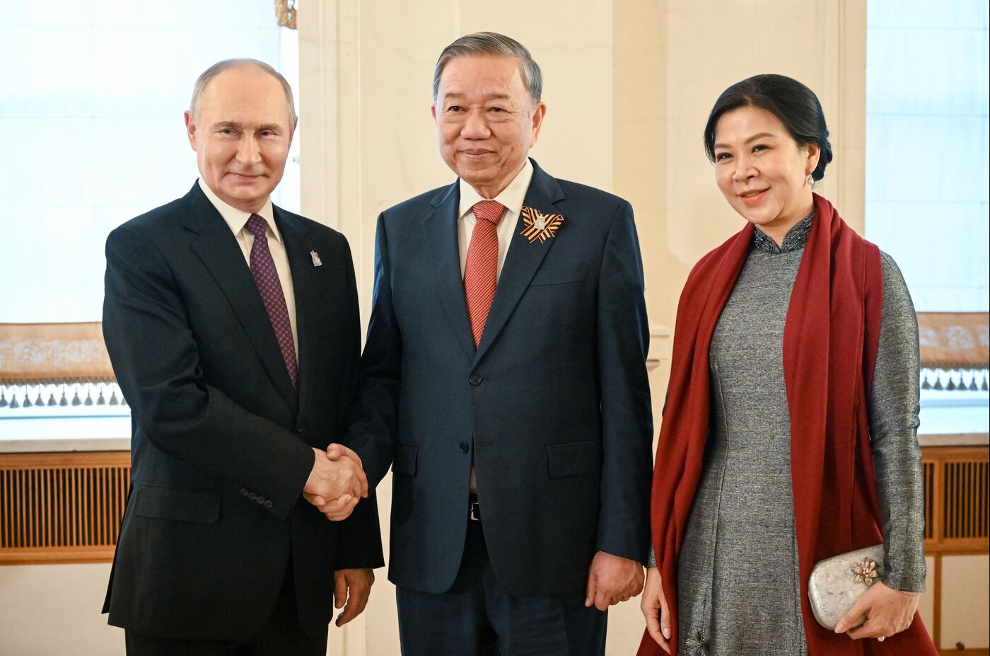 Прибытие глав иностранных делегаций в Кремль на праздничный концерт