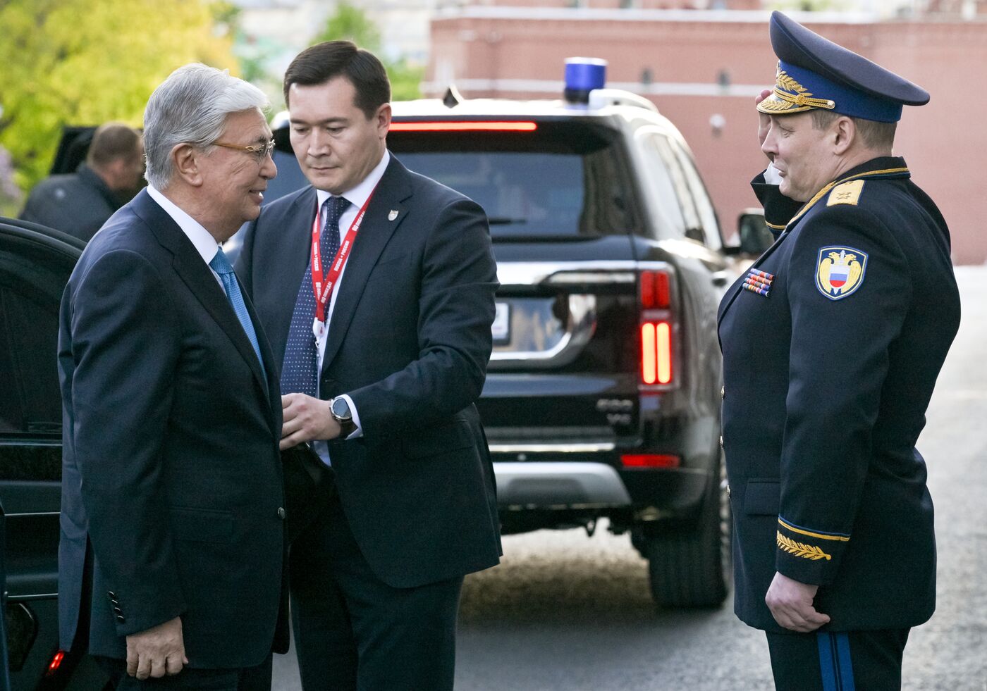 Прибытие глав иностранных делегаций в Кремль на праздничный концерт