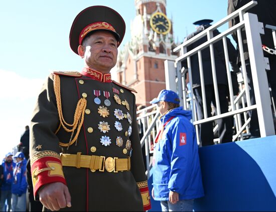 Военнослужащий Корейской Народно-Демократической Республики на Красной площади в Москве перед началом военного парада, посвященного 80-летию Победы в Великой Отечественной войне. Место: Россия, Москва. Автор: Рамиль Ситдиков/РИА Новости. Москва. Военный парад, посвященный 80-летию Победы в Великой Отечественной войне