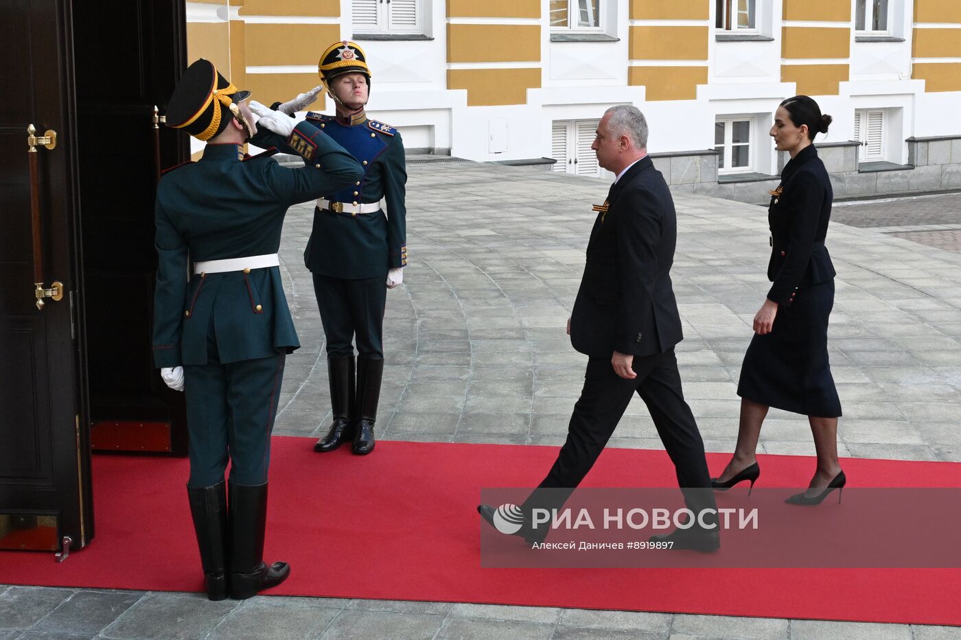 Встреча президента РФ В. Путина и иностранных лидеров