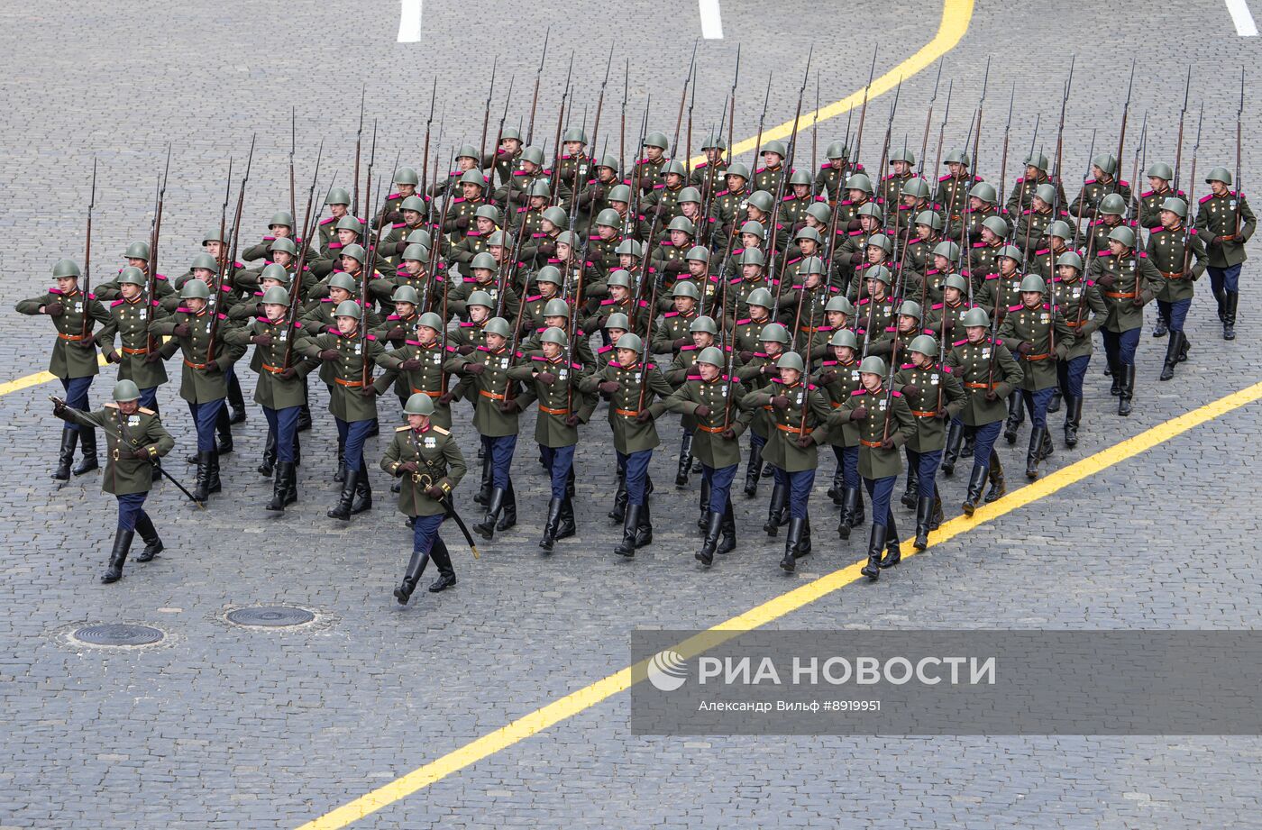 Москва. Военный парад, посвященный 80-летию Победы в Великой Отечественной войне