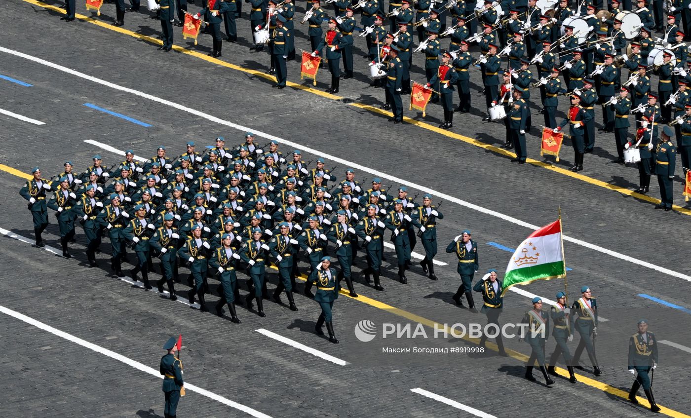 Москва. Военный парад, посвященный 80-летию Победы в Великой Отечественной войне