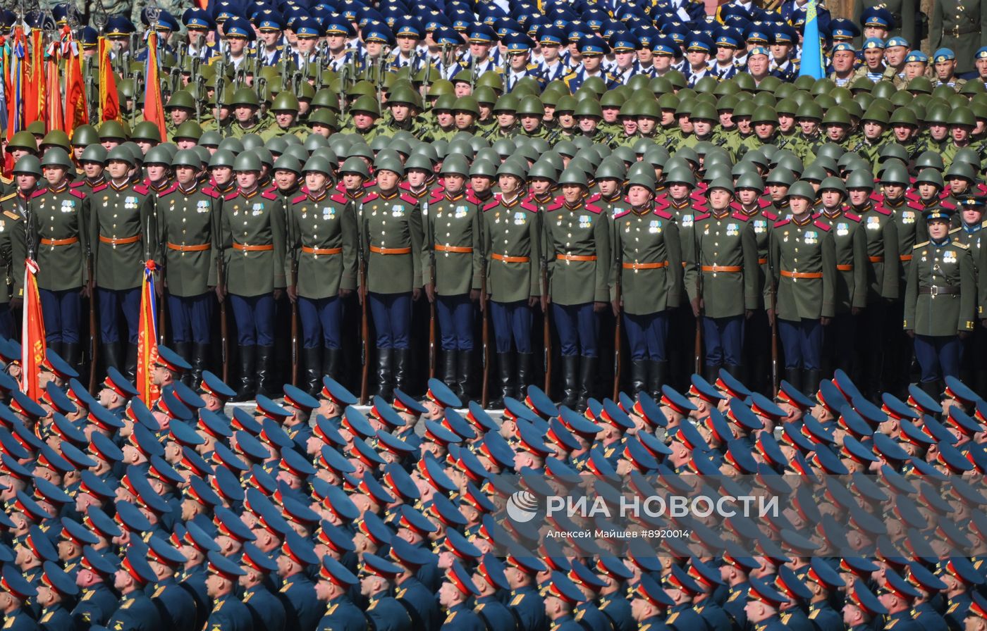 Москва. Военный парад, посвященный 80-летию Победы в Великой Отечественной войне