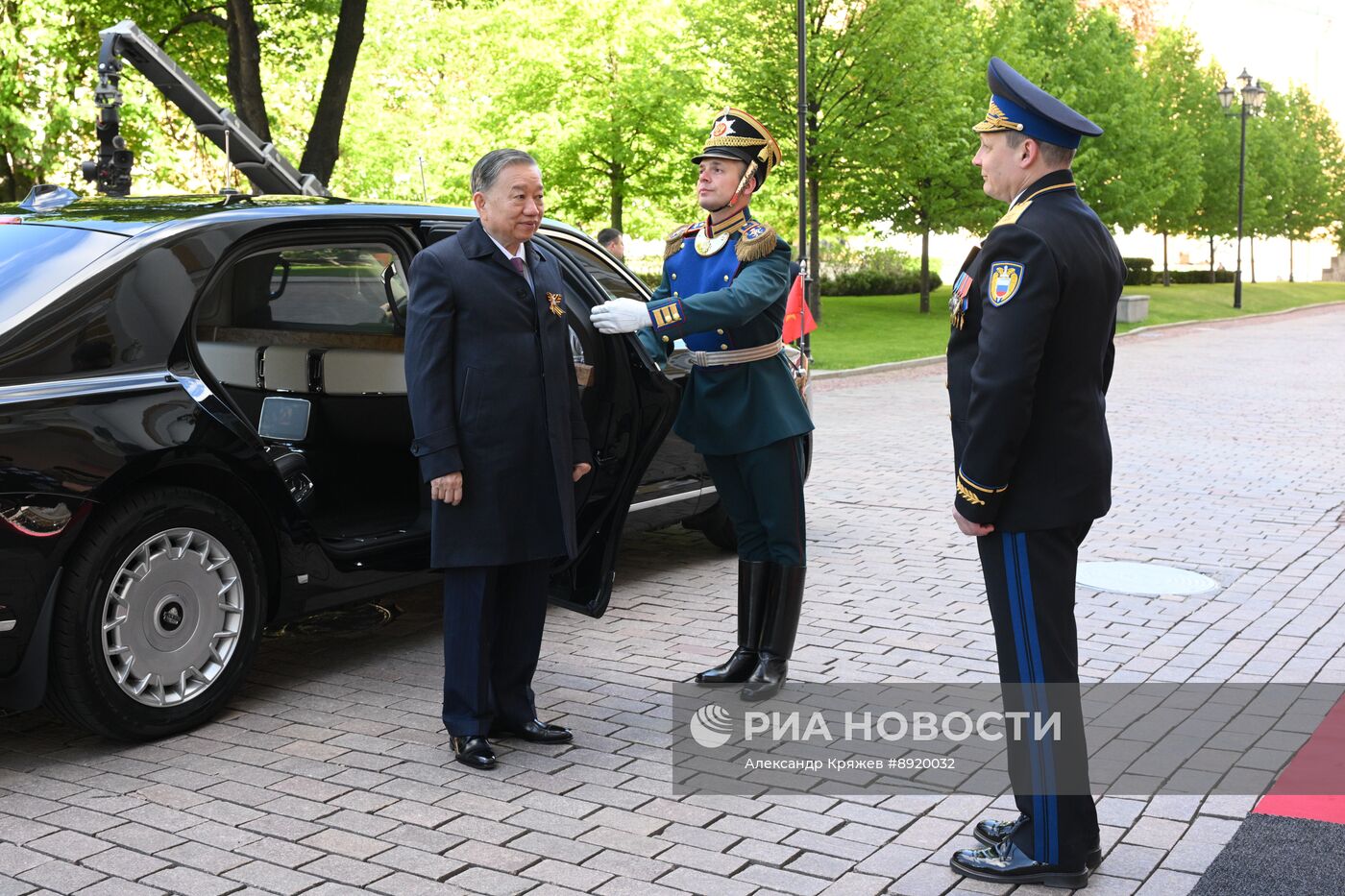 Встреча президента РФ В. Путина и иностранных лидеров
