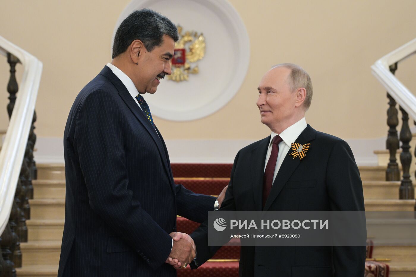 Встреча президента РФ В. Путина и иностранных лидеров