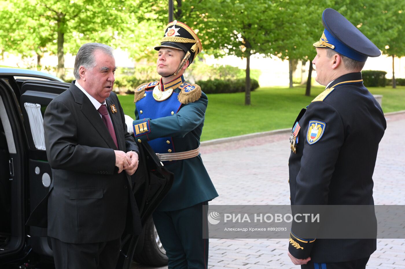 Встреча президента РФ В. Путина и иностранных лидеров