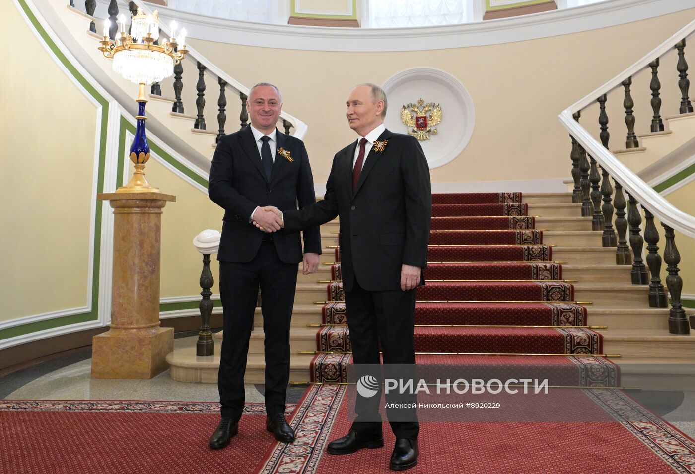 Встреча президента РФ В. Путина и иностранных лидеров