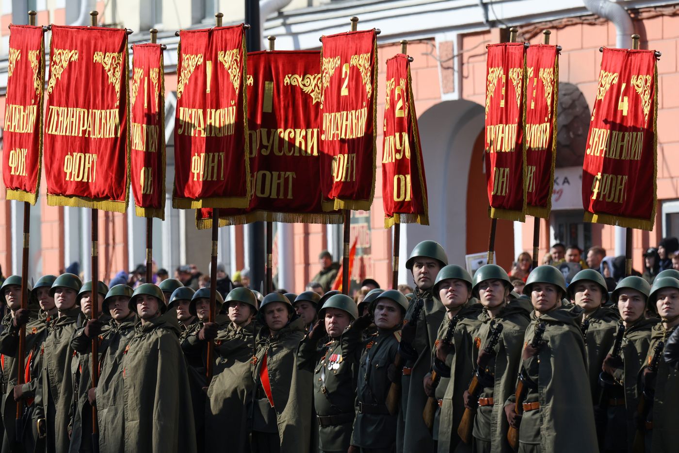 Город-герой Мурманск. Военный парад, посвященный 80-летию Победы