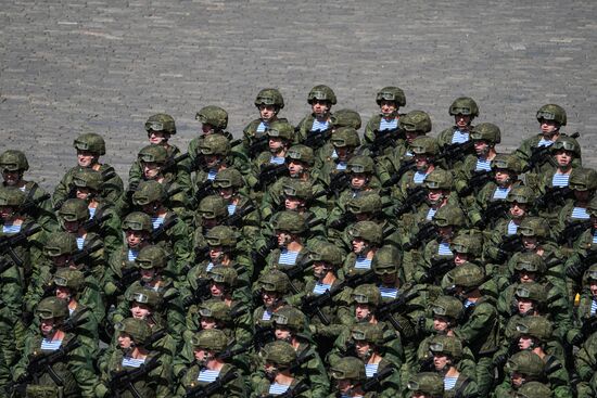Москва. Военный парад, посвященный 80-летию Победы в Великой Отечественной войне