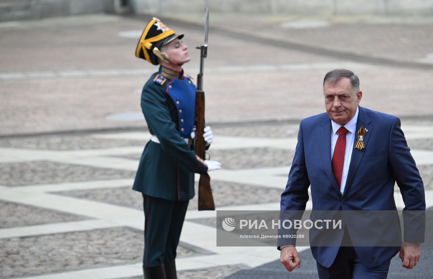 Встреча президента РФ В. Путина и иностранных лидеров