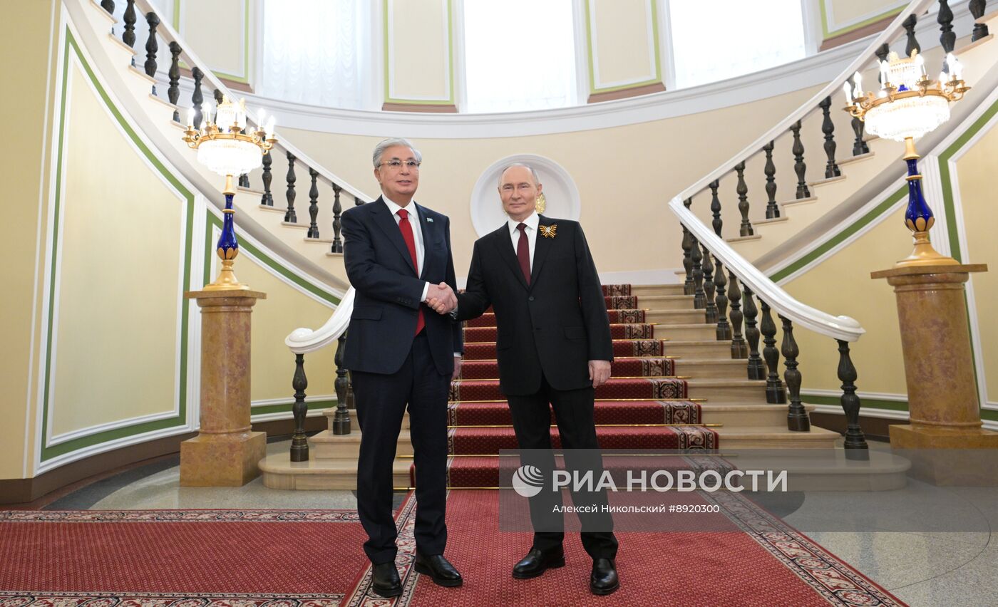 Встреча президента РФ В. Путина и иностранных лидеров