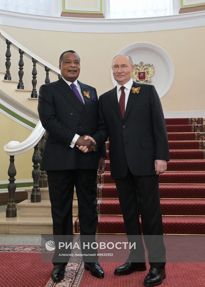 Встреча президента РФ В. Путина и иностранных лидеров